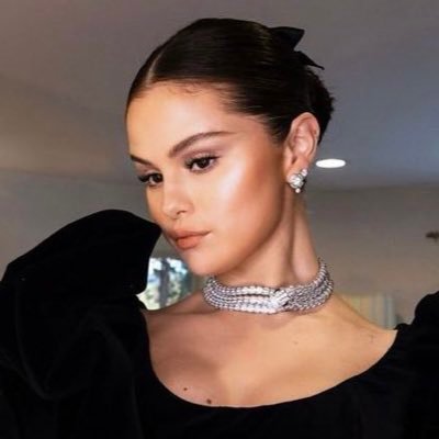 selenagomezsax Profile Picture