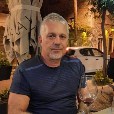 willianbravo080's profile picture. Am a good and honest man who loves everyone and also believe in God 🙏🙏