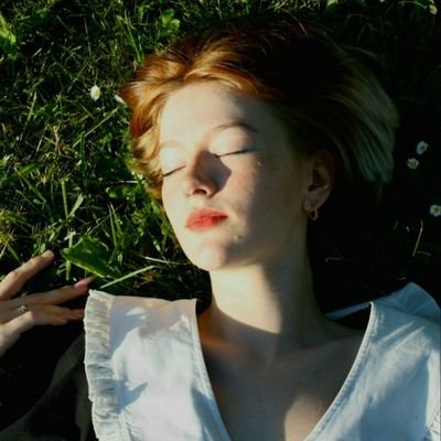 shuasorin's profile picture. artistка народного театру