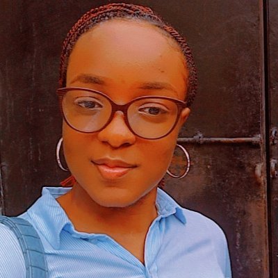 Étudiante en médecine à l'Université protestante au Congo