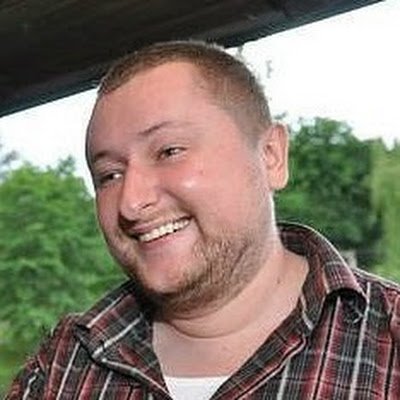 mikdzu's profile picture. Сцукорежисер
