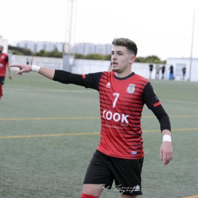 Jugador del Moncofa F.C. amateur 🔴⚫
PENYA L'ASGUITÓ 💚🖤