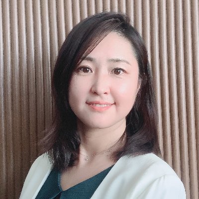 セラピスト・カウンセラー・コーチ、講師業の方へ「共感ビジネス®」で売れっ子起業家へ変身プロデュース♪
共感される自分軸ブランディング、商品化、集客・売上UPする「自動化構築サポート」。1000名以上の起業家、起業準備中の人をサポート。
自分らしく自然体で売上100万越えする売れっ子起業家になるための情報発信しています