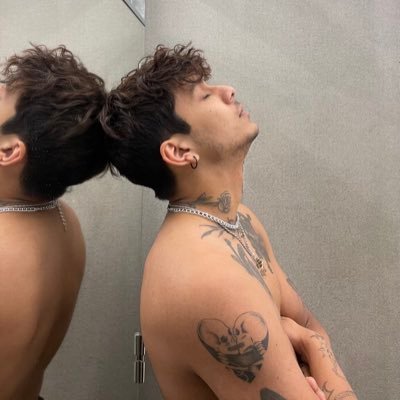 Insta: @ yourboiabhi