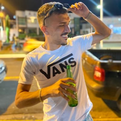 Não ligo pra mídia só quero ver os números aumentar.❤️🤍🖤