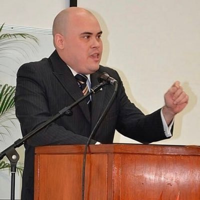 Abogado y Despachador de Vuelo / Lawyer - Aircraft Dispatcher. Democracia y Libertad!