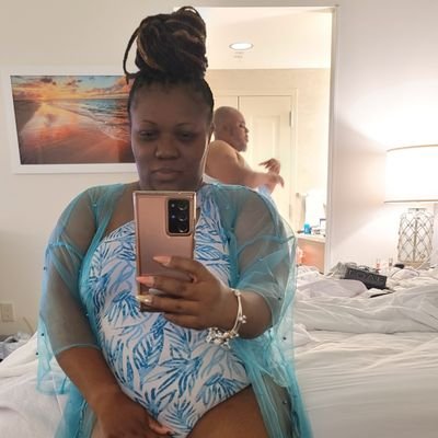 GamerMom 🎮,Sneaker head👟, Boy Mom ⛹🏽♂️🕴🏾 and a wonderful man who can drive me crazy sometimes but that's us!