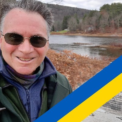 Guía de pescar mosca en el rio Delaware en los Catskills.  También en oficiale electo en mi pueblo de 2012 a través de 2019. Y desde 1994, un corredor de bienes