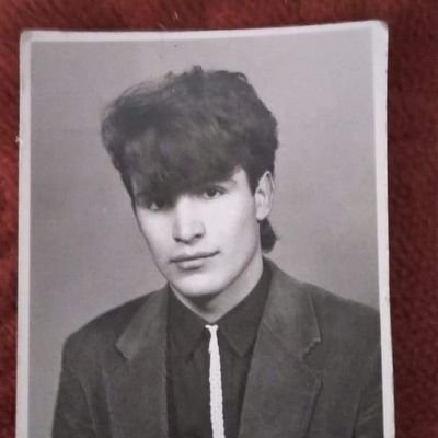 Theo681108's profile picture. Spontan.