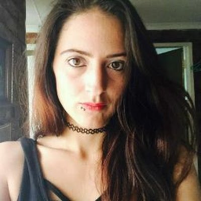 TarynSinead1623's profile picture. 