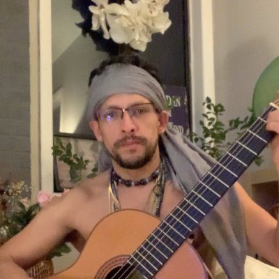 berdez's profile picture. Un Colombiano con corazón.