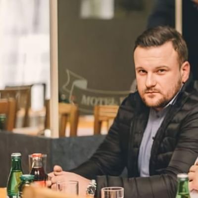 amir_nesimovic's profile picture. Master's degree in History | Mašinovođa,  Vlasnik B1, B, BE, C1, C, C1E, CE, D1, D kategorija - da se ostane i opstane na topraku!