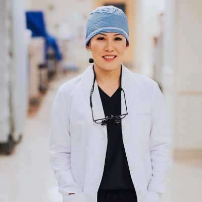 I'm an orthopedic surgeon(MSF)
l love life and respect life because l believe l was destined to save lives