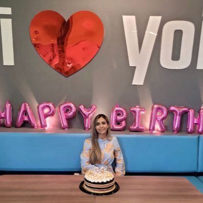 Schesk27's profile picture. Abogada | Adorador. JESUS cambio mi Vida; y lo Mejor es que lo sigue haciendo!