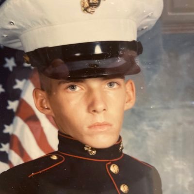 Calcfl's profile picture. Conservative, Marine father