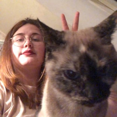 Humanités + bzh / pet sitter 🐶🐈🐀🐠🦜/ TDAH & TSA / guide SPREV ⛪️ / nb cis (intersexe) / archer 🏹