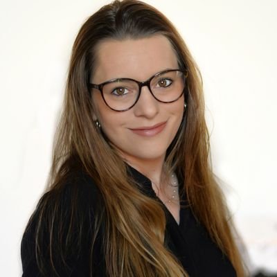 ______Noelia's profile picture. Traductora independiente 📚 EN-ES. Me apasiona la traducción médica 🩺.
