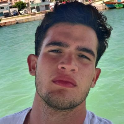 CalderaroSimoes's profile picture. Fé