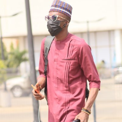 abayomi_lumidee's profile picture. Web developer || Entrepreneur || Talker || MUFC || Full Stack Dev || UI/UX Designer || unusual TechBro || Dm for business