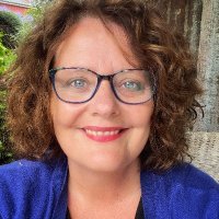 Lisa Shanahan (@lisashanahan_) Twitter profile photo