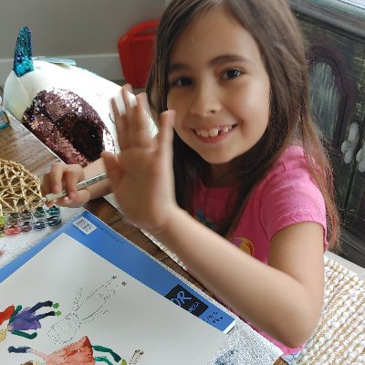Hi! I am a 7 year old artist who loves collages. I am new here