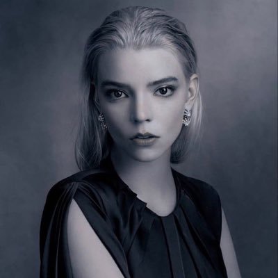 bitmoji899's profile picture. 🐑