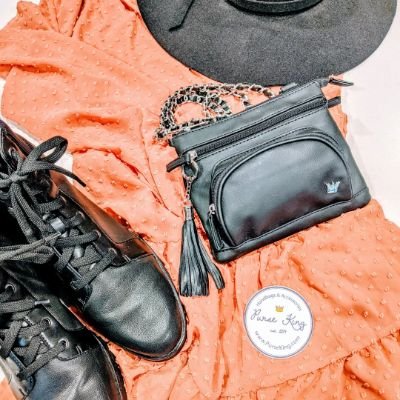 Designing unfashionable Fashion, Meme Prints & Poster, Handbags, Wallets, Organizer Bags, Concealed Carry Products.