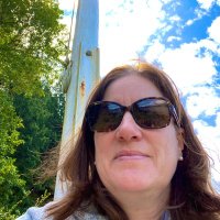 Adrienne (@abailly_yvr) 's Twitter Profile