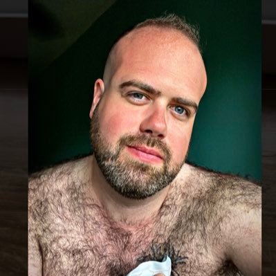 🐻“The Southern bear with that teddy bear flair”🐻 Cub starting out in porn. $7.99 OnlyFans~18+ only