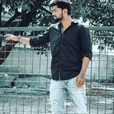 Dineshparu301's profile picture. Simple But significant
.
.
.
.
.
Blue eyed Girl ❤️🌍