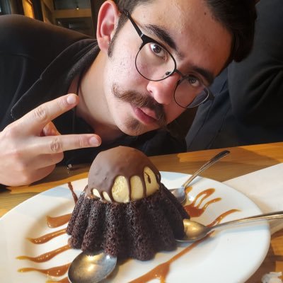 EvanGuerrero21's profile picture. Brisket Enthusiast.