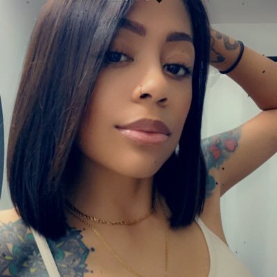 slimbellybella_'s profile picture. ✨