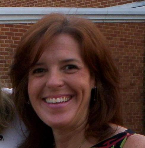 HS math teacher, Small rural Texas school, 20 year veteran; loves quilting and reading. Recently started teaching online college classes.