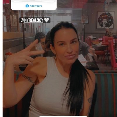 joymyreal's profile picture. 