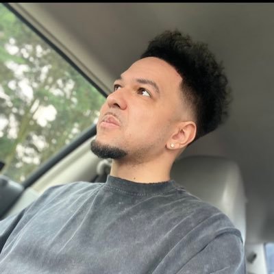 LrL2015's profile picture. 