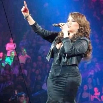 ♥️🦋estoy muy orgullosa de ser una J-unit
arriba JENNI RIVERA 🦋♥️