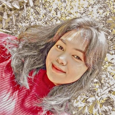 Srdynti's profile picture. I'm not pretty.