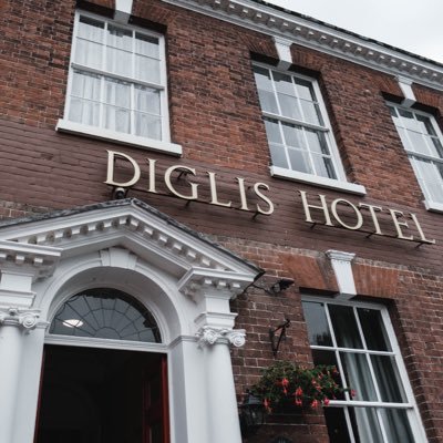 Independent Hotel with stunning views of the River Severn and an A La Carte Restaurant . A hotel blessed with staff that care. #Diglishotel