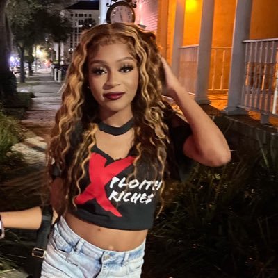 fentinova's profile picture. 25. | 334✈️904 | ig: @bvsni |#resteasydenny #jsuptillmydaysup