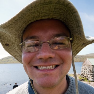 Simscc332457406's profile picture. 