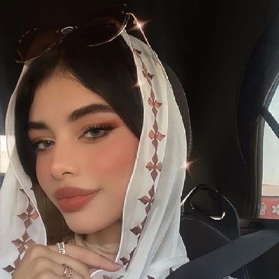 • وأرني بنوركَ ما خفيّ عنّي 🤍