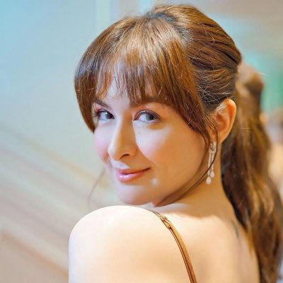 This account was created to inform the supporters of Marian Rivera about the latest news and updates about her. Follow us! #WeLoveMarianRivera #DantesSquad
