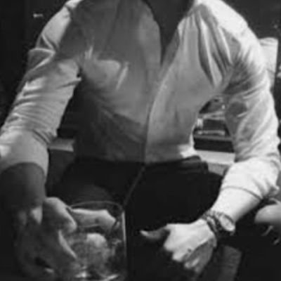 Dominante,Elegante,Caballero Morboso,Vicioso y Discreto con Mente Perversa
la foto es Mía
https://t.co/x8uTKou8Mc_Zimmerman
#bdsm#Master#Daddy#Amo #MachoAlfa#Corneador