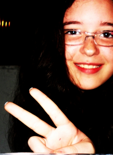 sou aquela garota que e super divertida ,ama sua familia , adora ficar com seus amigos(a), e principalmente cuida de quem ama .

♥