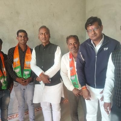 garlic Business
🙏अध्यक्ष - नगर भाजपा युवा मोर्चा 🙏