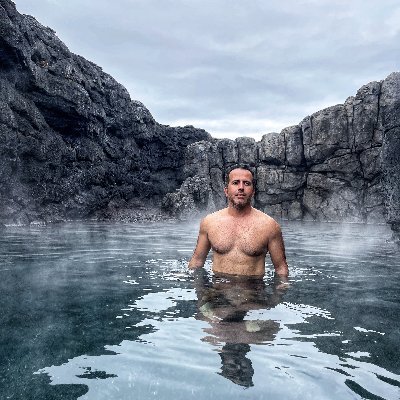 BahaChakroun's profile picture. Aloha 🤙