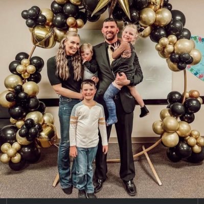 RitcheyBradan's profile picture. Jesus follower | husband | dad | Athletic Director/Head Football Coach at Archer City HS