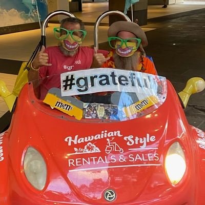 #grateful philanthropist
in Waikiki Hawaii
 https://t.co/TfsYjul5iz 
#Movers
Amazon affiliate in Asheville 828-713-1999 
https://t.co/IVxjXyXGB3