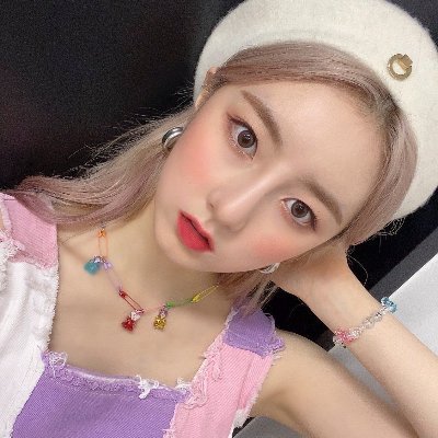 AESLIGHTS's profile picture. #에스파 + #라잇썸 + #위클리 : the twelve dancing princesses and the seven sailor soldiers 🔭