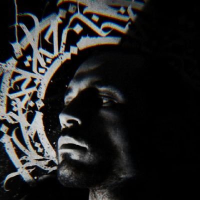 Nihilist/absurdist
Calligrapher- graffiti artist- 3d art enthusiast
I read deleuze once and now I'm lost in life